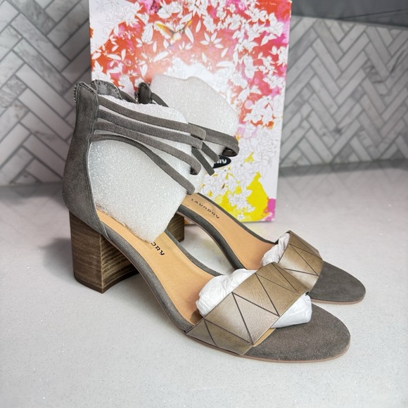 NWT Chinese Laundry Rylan Split Suede‎ Dress Sandals Gray Women's Size 11 - Picture 2 of 7